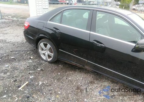 2011 Mercedes-Benz E 350 from USA, damaged, VIN WDDHF5GB1BA499805